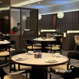 海味满桌真满足