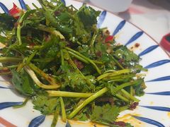 -黄记煌三汁焖锅(新佳丽江汉路店)