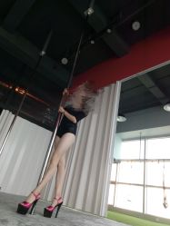 -桃秘钢管舞 Peach Pole Fitness