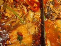 -鸣记脆皮烤鱼·海鲜烤鱼(三八广场店)