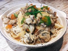 爆炒美蛙拌面-十面欢腾·海鲜面·台式Bistro(长乐路店)
