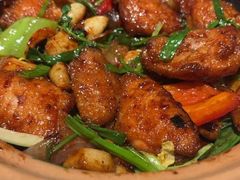 -八府香鸭·啫啫煲(华山路店)