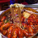 不用跑长沙也能吃到正宗小龙虾[加油]