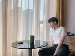 -上海虹桥西郊假日酒店