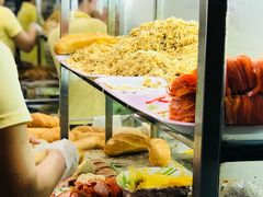 -Bánh Mì Huynh Hoa