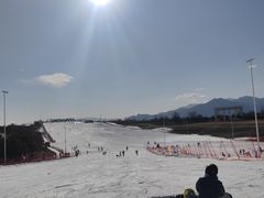 -华彬猛犸滑雪场