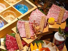 -山川小町·极番烧肉(新地假日广场店)