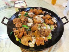 台山生蚝猪手锅-五邑人家(江门店)
