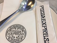 -Pizza Express(机场T1店)