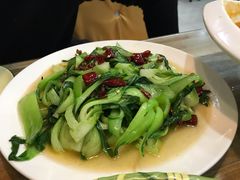 -壹阁胡羊焖饼(特色小吃街店)
