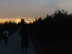 -鬼笑石后山停车场