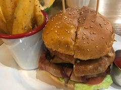 -HELLO 27 意面·沙拉·帕尼尼