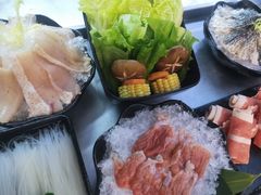 -马家斑.鲜鱼火锅(松湖万科店)