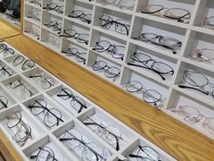 -沪睛眼镜蔡司官方授权店(金桥佳林路店)