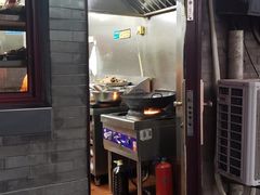 门面-增盛魁小吃店