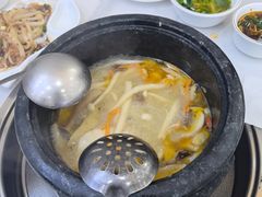 -南渝食府.墨脱石锅松茸鸡