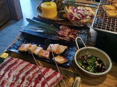 -合易泓烤肉·海肠捞饭(火车站店)