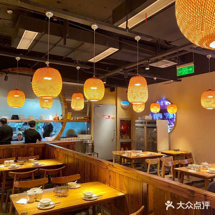 市中心超高性价比跷脚牛肉