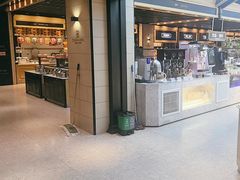 -川骄海鲜自助(王府井奥莱UP TOWN店原世界之花店)