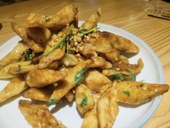 -小镇大厨新概念复合中餐厅(万达广场大连高新店)