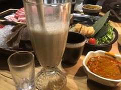 -湊湊火锅·茶憩(杭州湖滨银泰in77店)