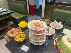-得意咚瓜·顺德鱼生·冬瓜火锅(深圳首店)