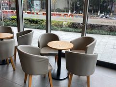 -瑞幸咖啡(杭州绿地中央店)