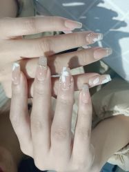 -UGIRL有个美甲