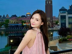 -王府井奥莱棋盘山小镇