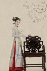 富察皇后-九月鹰飞汉服摄影工作室