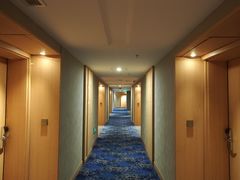 -上海虹桥西郊假日酒店