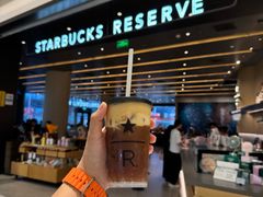 -星巴克臻选(上海合生汇1F店)