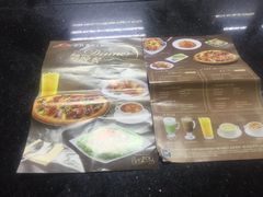 -必胜客(WOW中心城店)