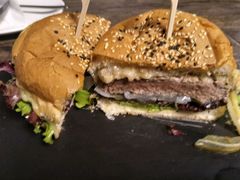 -HIGH FIVE哈福手工汉堡(桂林路店)