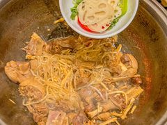 -锅当当铁锅炖烀饼王(长泰广场店)