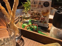 -JINNS锦时 steak&pizza(浸信会礼拜堂旧址店)