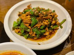 山涧小炒肉-山涧肴·泉水煮活鱼(坂田店)