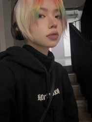 -藤野造型烫发染发