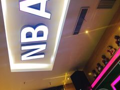 -GAGA主题量贩式KTV平价店(工大店)