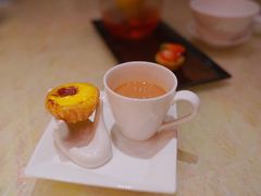 奶茶配蛋挞-8餐厅(新葡京酒店)