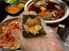 -草家酱蟹炭火烤肉店(珲春南路一店)