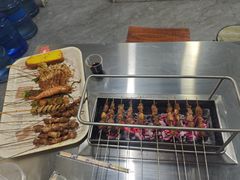 -老广烧烤(骆驼山康馨园店)