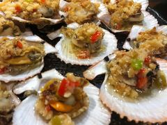 -东来菜馆•手抓海鲜家常菜•海鲜锅贴(鸽子窝店)