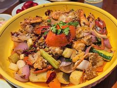 -休记光头香辣蟹干锅(绵竹店)