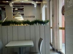 -老娘舅餐厅(黄龙体育中心店)