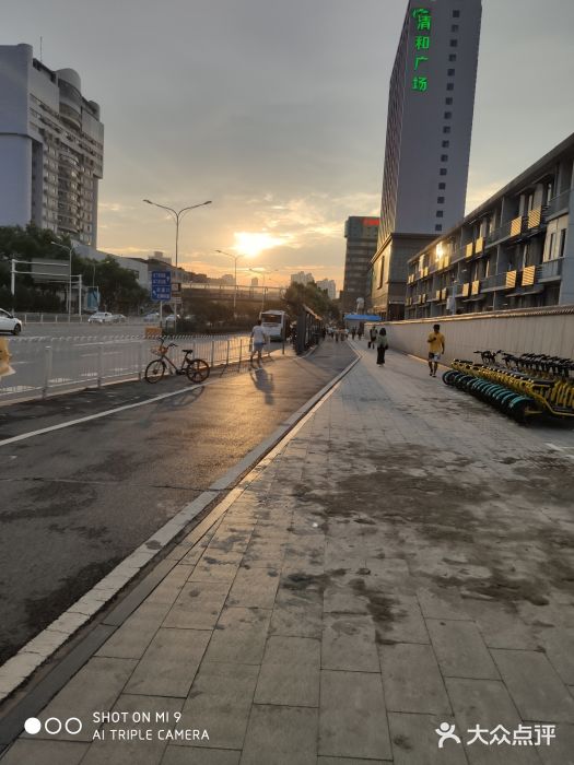 武汉体育学院恒温游泳馆图片