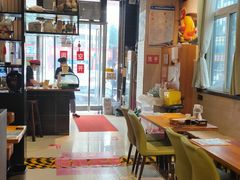 大堂-小金鬼·煎饺·鸽子汤