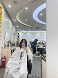 -MOVAN  HAIR莫凡匠人发型屋