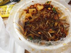 -荀记肉夹馍(三八家乐福店)