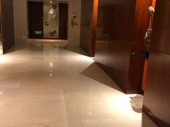 -上海浦东假日酒店
